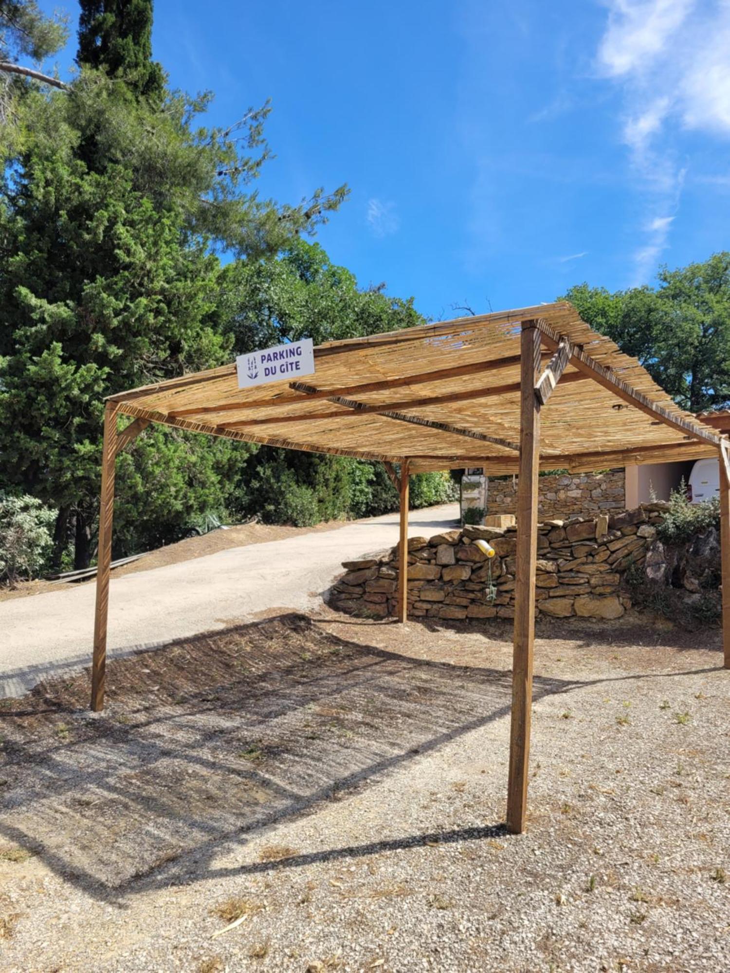 Studio Dans Maisonnette En Pierre Le Castellet  Bagian luar foto